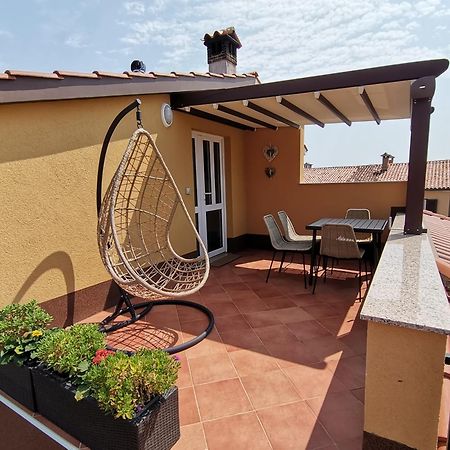 Apartamento Magnavisum Kaštelir Exterior foto